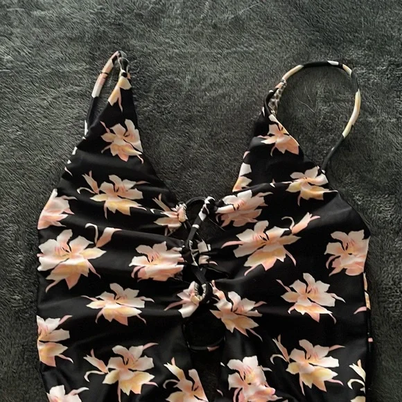 Acacia Aloha Kokomo - Picture 2 of 5